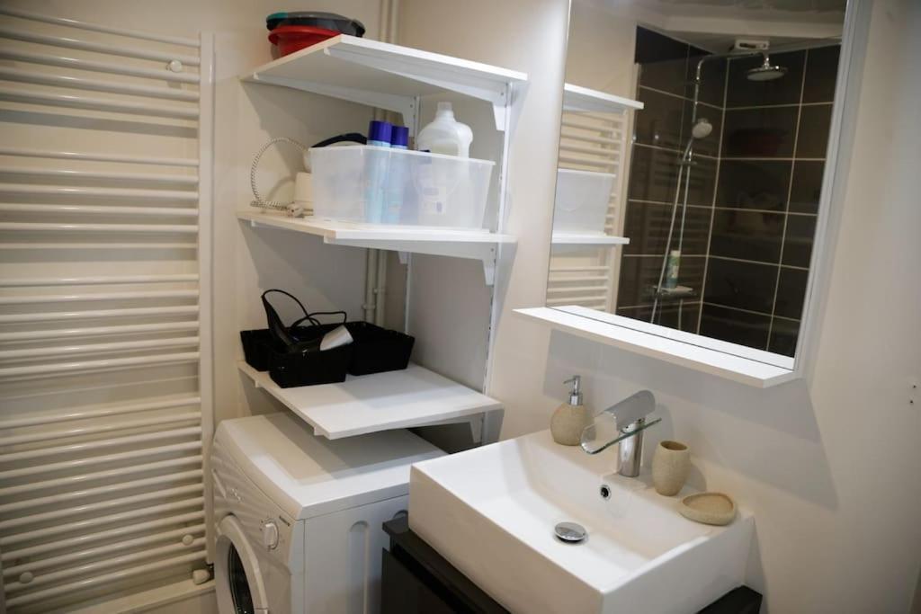Apartamento Le Refuge Blesois Avec Parking Prive - Blesois Refuge With Private Parking Blois Exterior foto